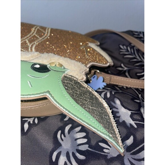 Danielle Nicole Star Wars Mandalorian Grogu Baby Yoda Crossbody Bag Purse Euc - Picture 15 of 15